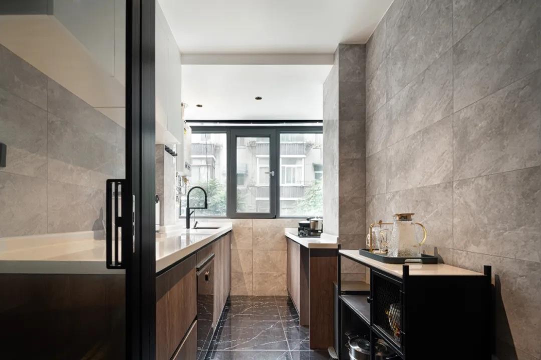 86平現代兩房裝修，老房子的蛻變與重生