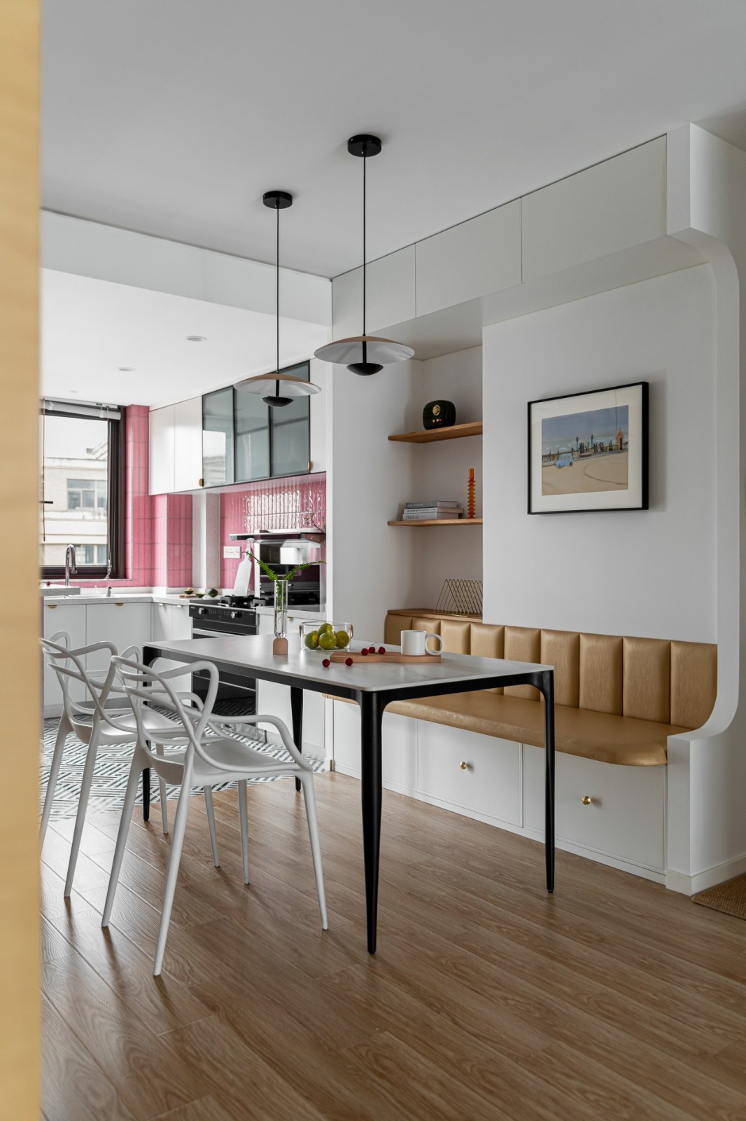 80平北歐兩房裝修，打造跳躍的色彩