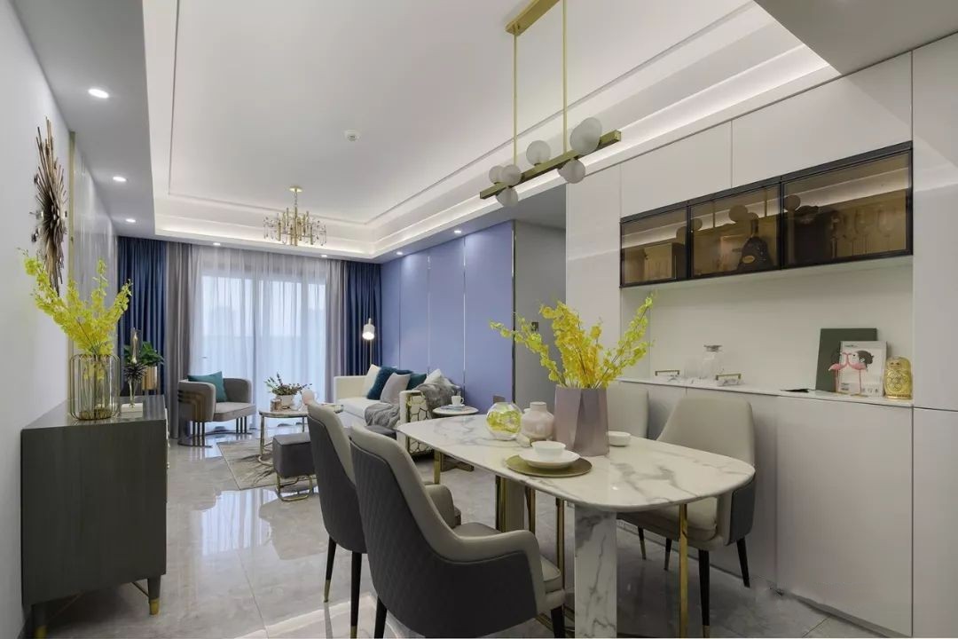 長房嶺秀時代-80㎡現(xiàn)代輕奢二居，清爽又充滿暖意的家！