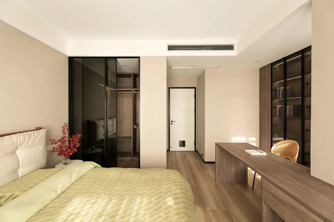 廣澤上苑-105㎡現(xiàn)代奶油風(fēng)三居，夢(mèng)想中柔軟又宜居的家！