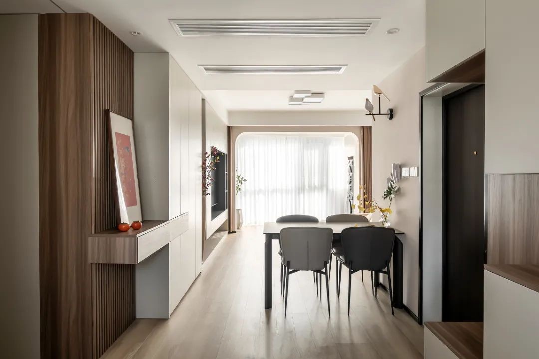 廣澤上苑-105㎡現(xiàn)代奶油風(fēng)三居，夢(mèng)想中柔軟又宜居的家！