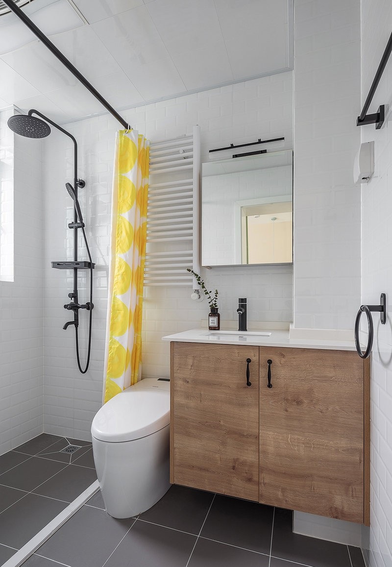 113㎡現(xiàn)代簡(jiǎn)約風(fēng)格裝修，美與實(shí)用兼具