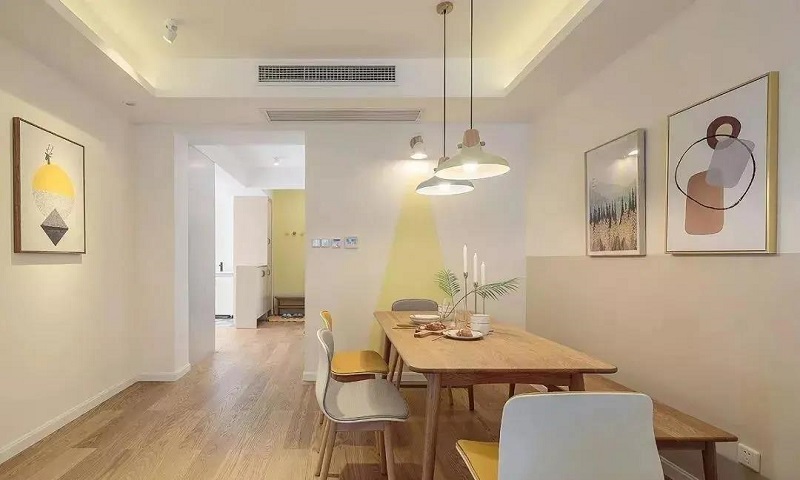 100㎡三居室北歐風裝修，原木搭配暖色調讓家溫馨