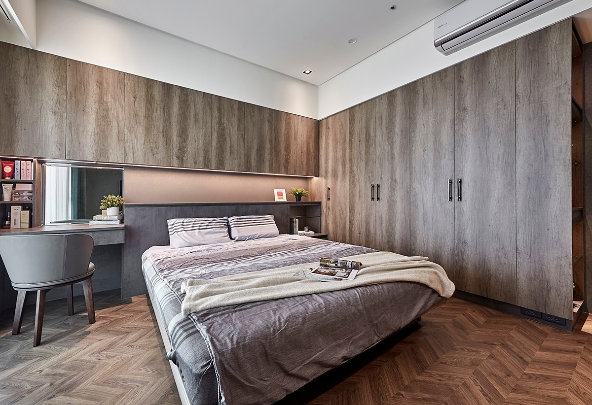 120平大三房輕奢風格裝修，色彩沉著內斂