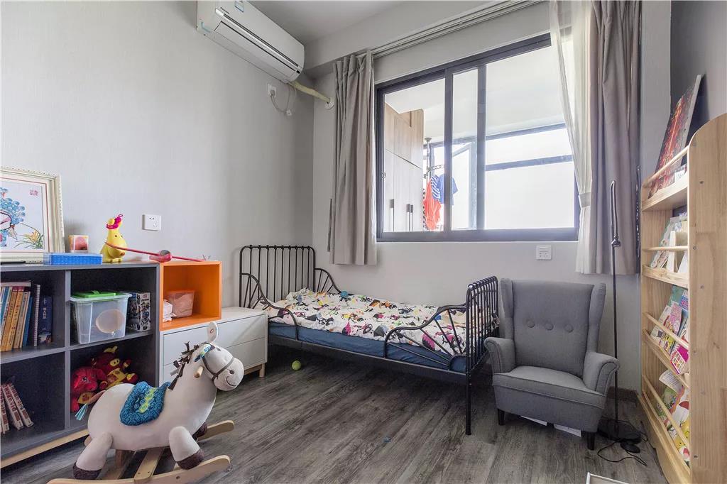 100㎡現(xiàn)代風(fēng)格裝修效果圖，臥室小衣帽間收納實(shí)用！